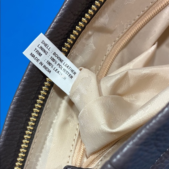 RADLEY LONDON Adorable Crossbody Bag - Picture 15 of 15